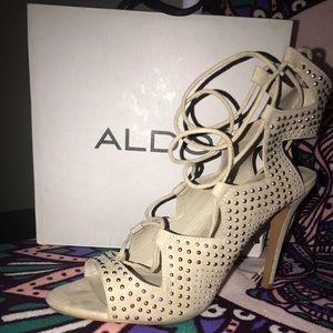 Aldo Nude Heels Size 9